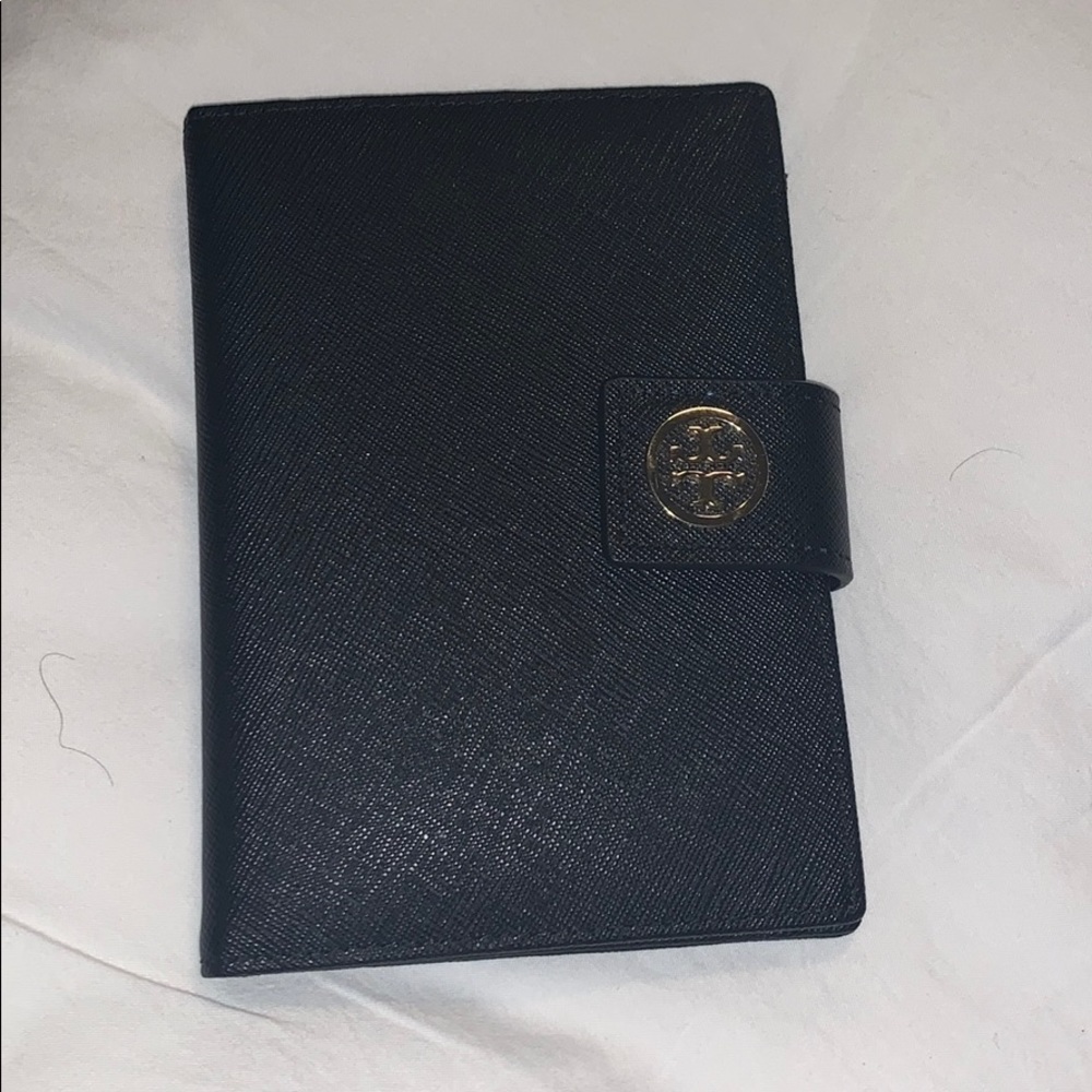 Tory Burch Passport